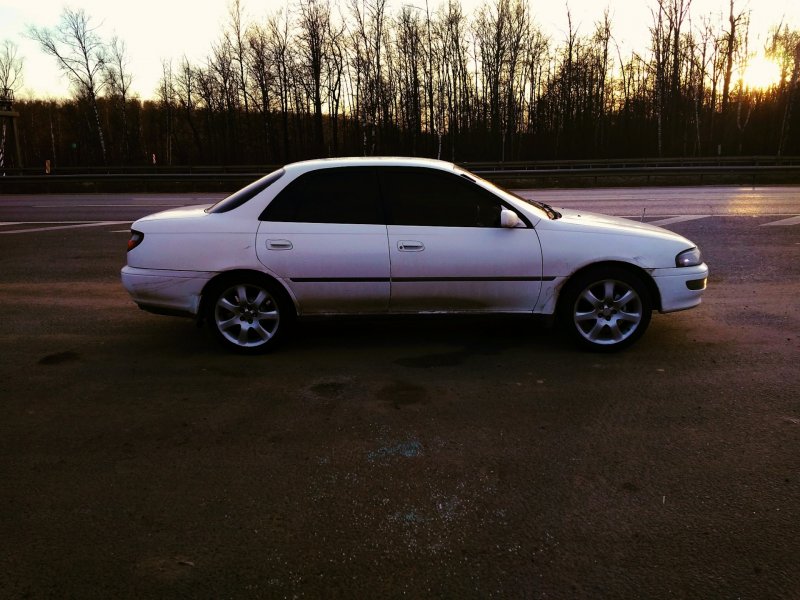 Toyota Carina улыбка
