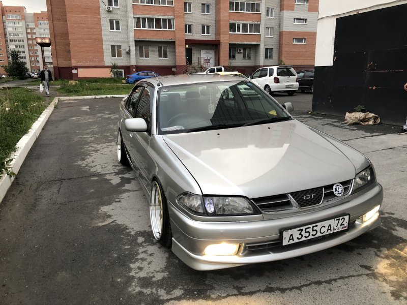 Тойота Карина 100