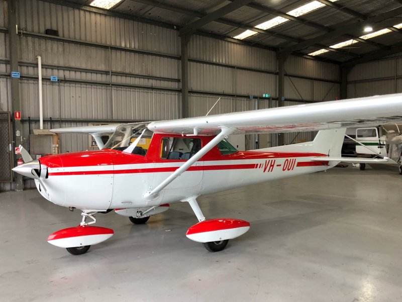 Самолета Cessna f150m