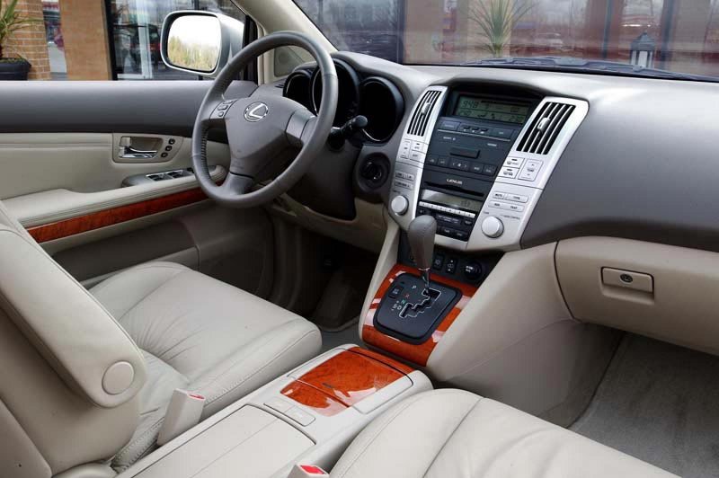 Lexus rx330 2006 салон