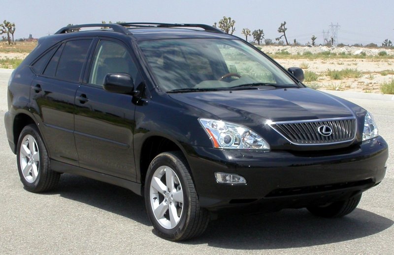 Lexus LX 330