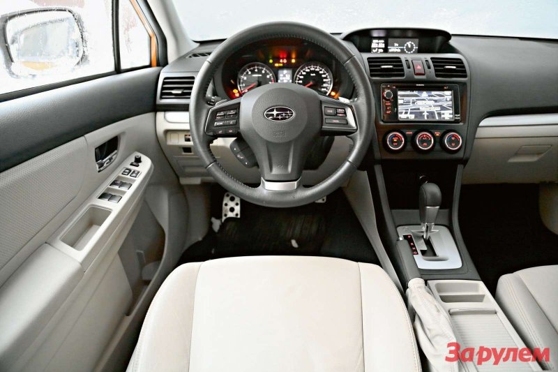 Subaru XV 2012 интерьер