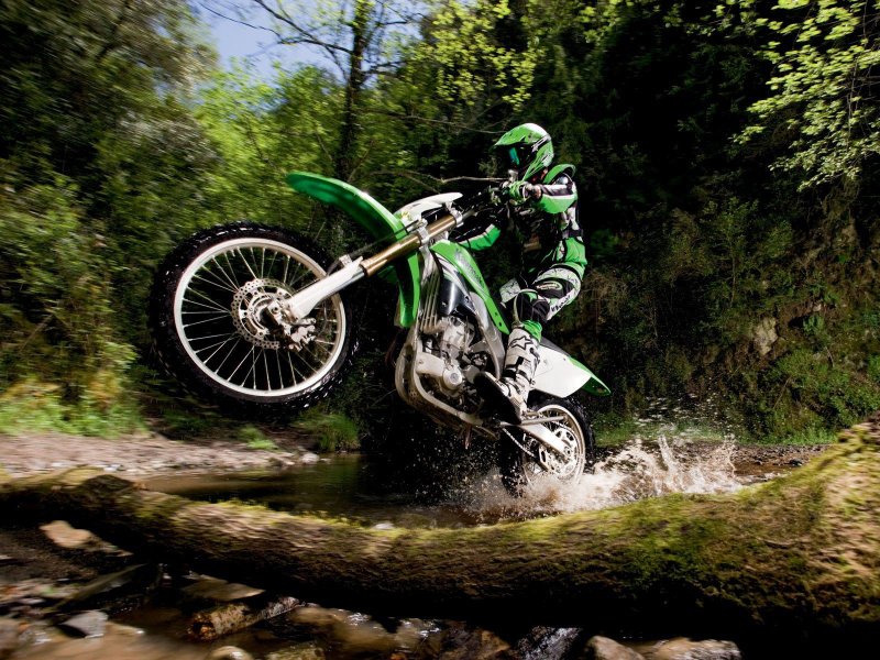 Хард эндуро Kawasaki
