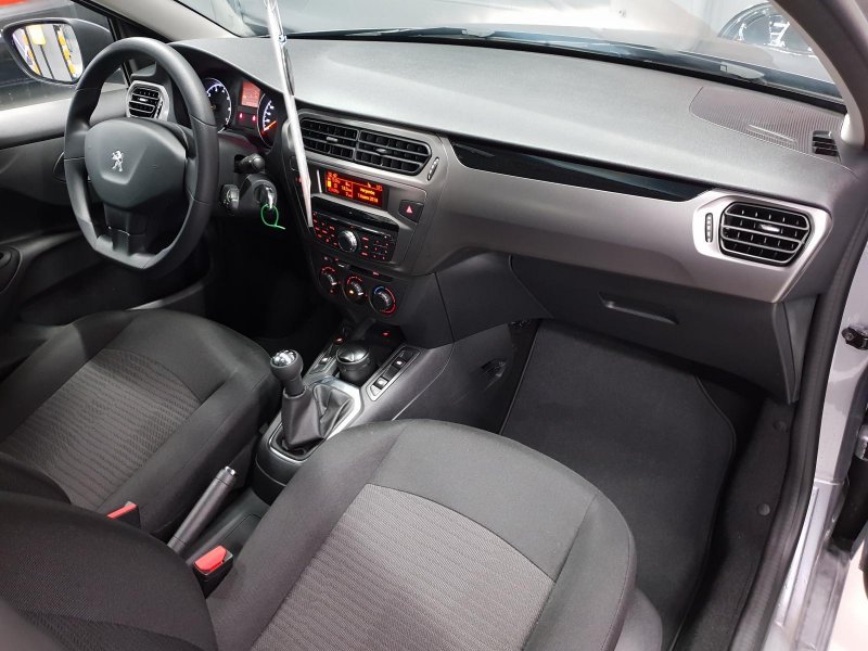 Peugeot 301 Active