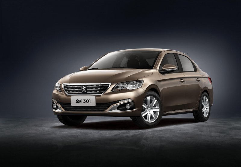 Peugeot 301 Allure салон