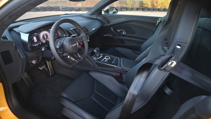 Audi a8 2020 салон