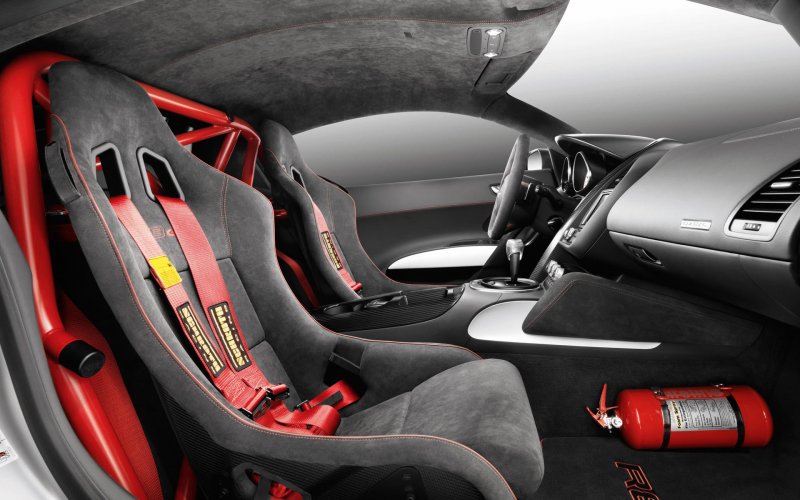 Audi r8 gt Interior