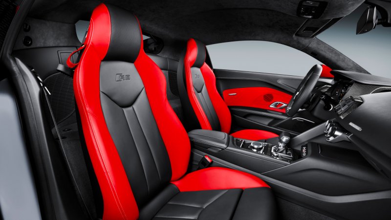 Audi r8 салон