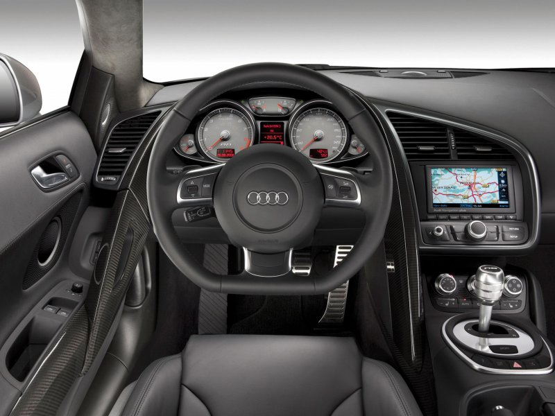Audi r8 2007 салон