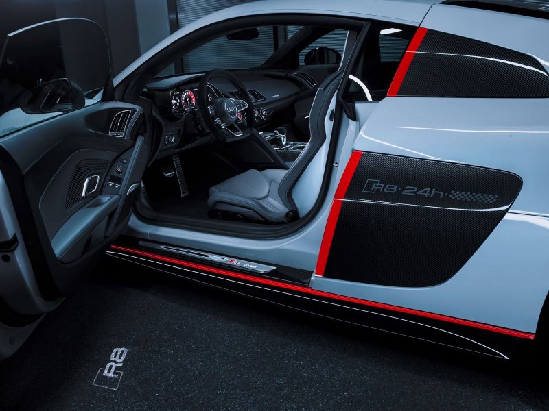 Audi r8 v10 Plus салон