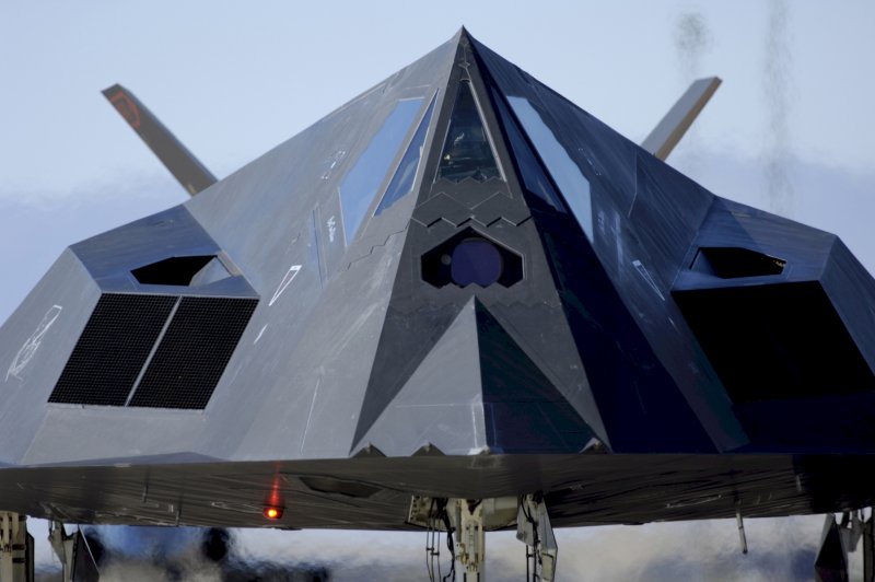 Истребитель стелс f-117