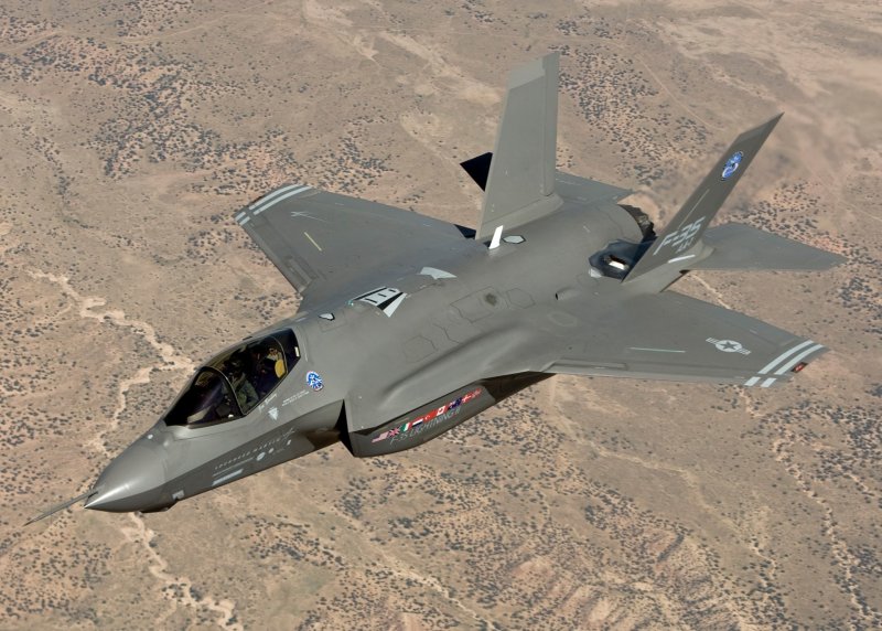 Истребитель США F-35