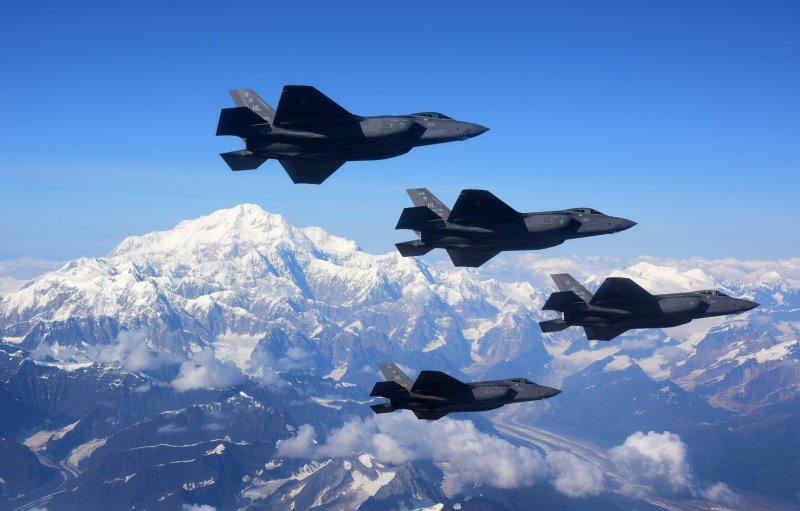 F-35 на Аляске