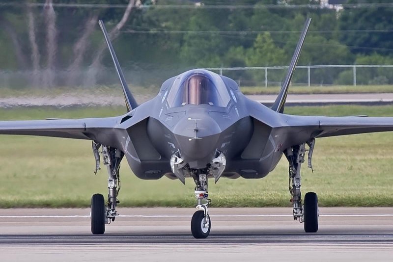 F 35 истребитель