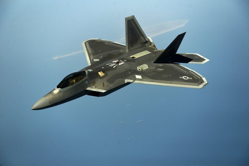 Самолет f-22a "Raptor"