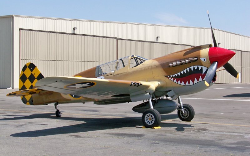Самолет Curtiss p-40