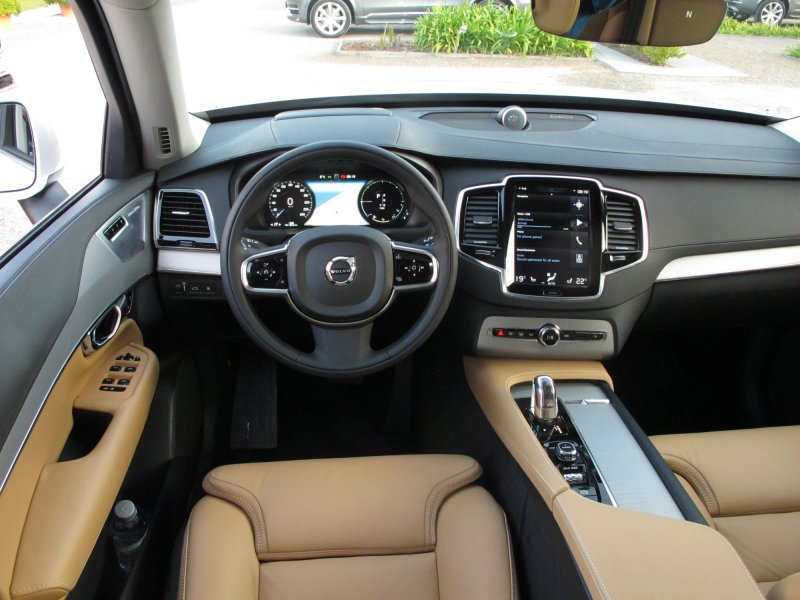 Volvo xc90 салон сзади