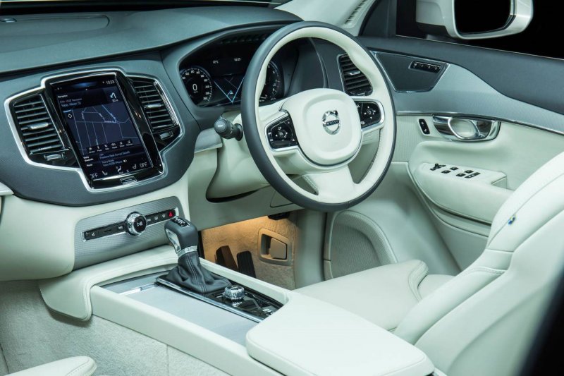 Volvo xc90 Interior