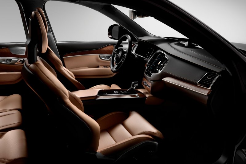 Volvo xc90 2015 салон