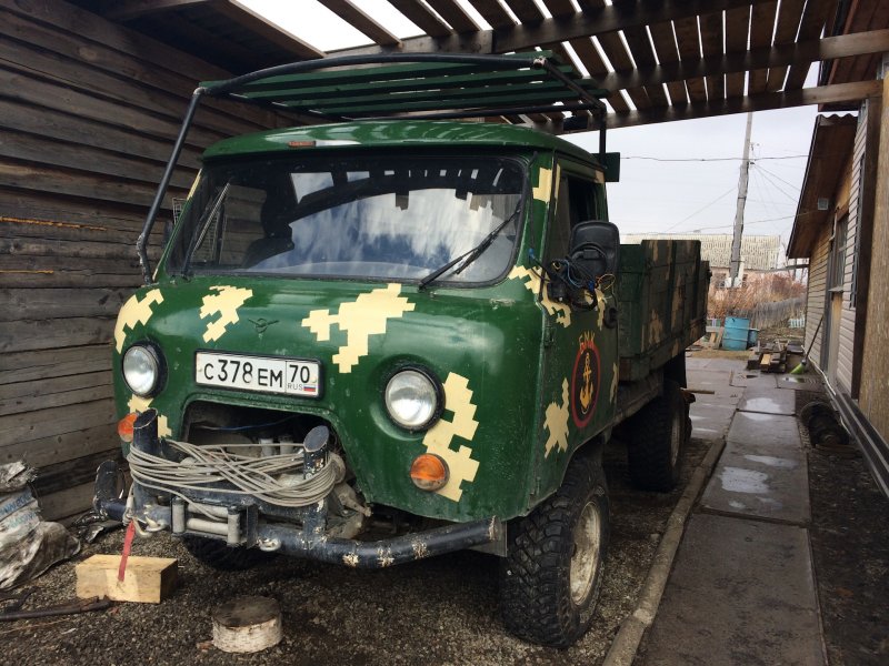Тюнинговый УАЗ 3303