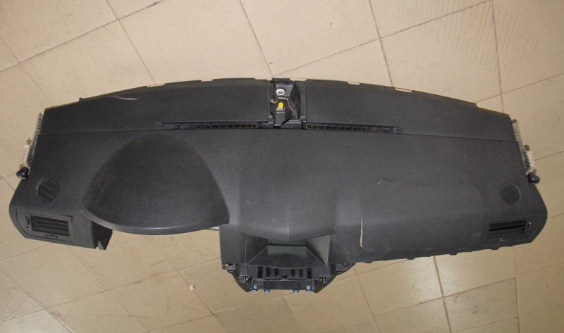 Opel Astra j торпеда