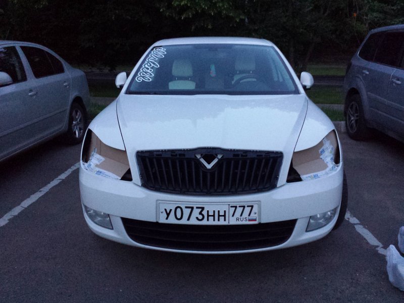 Octavia a5 FL белая