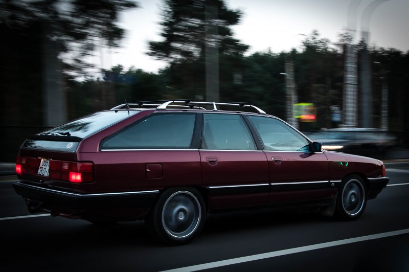 Audi 100 универсал
