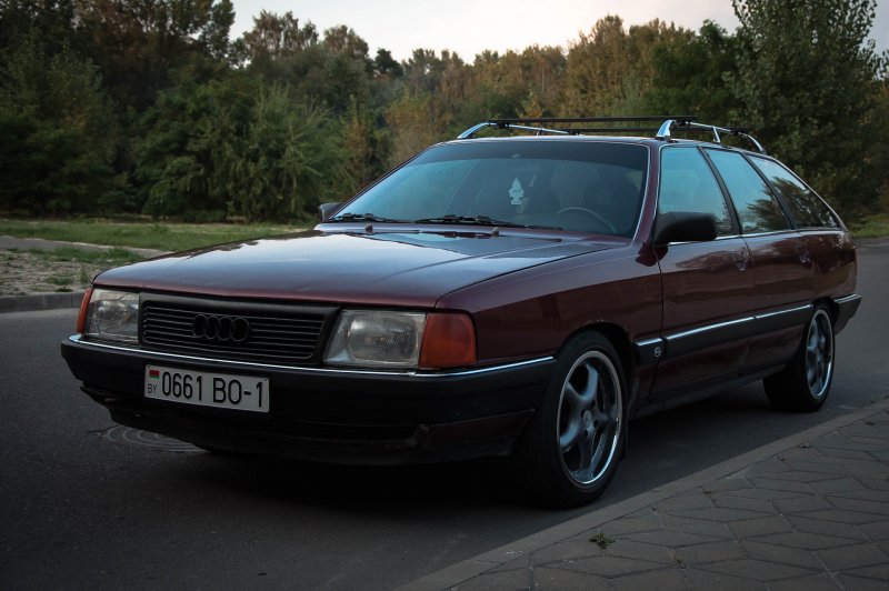 Ауди 100 Авант