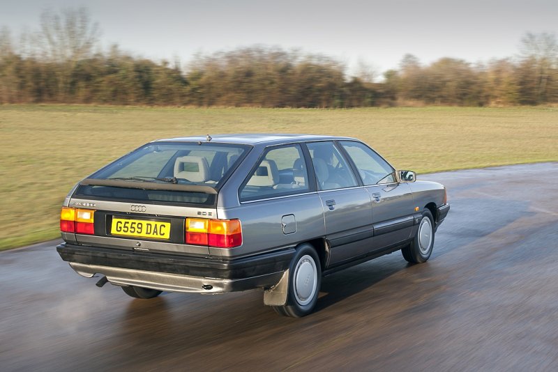 Audi 100 avant III