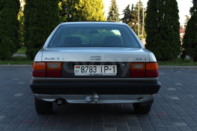Audi 100 avant III