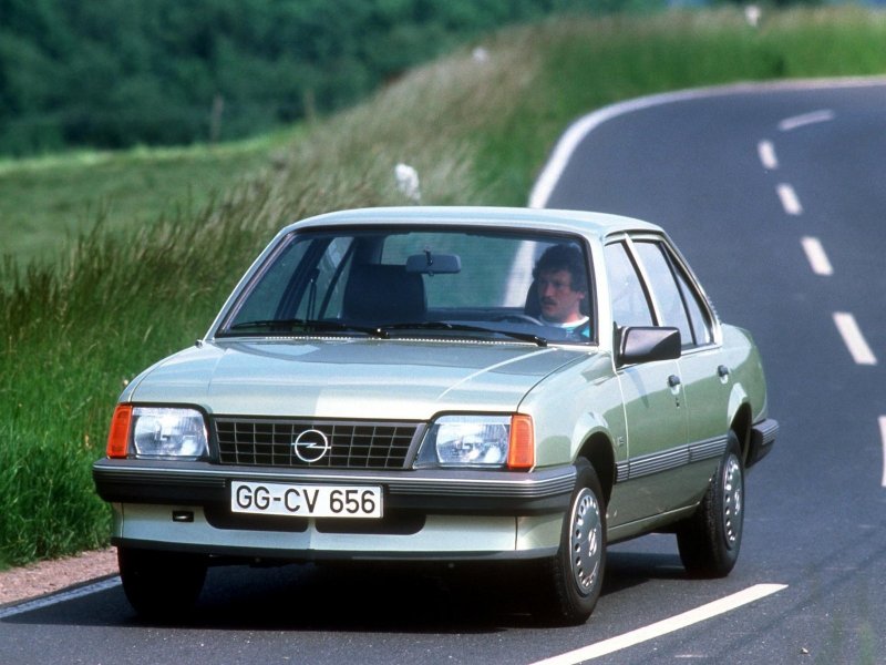 Opel Ascona c 1986 седан