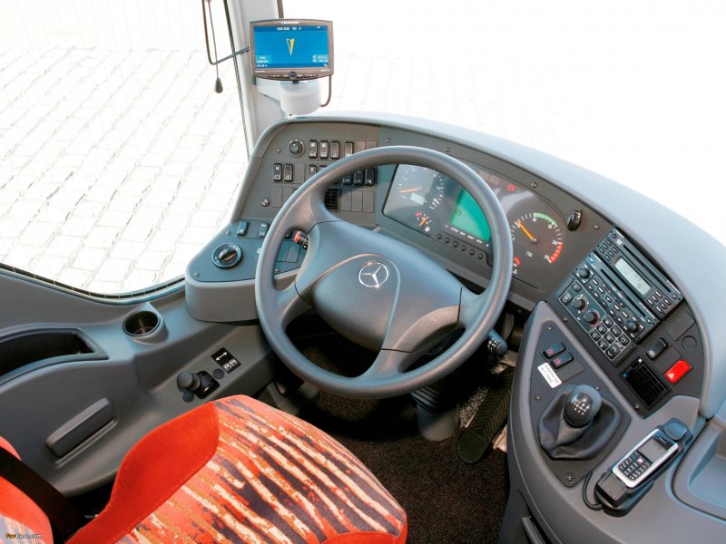 Автобус Mercedes Benz Tourismo