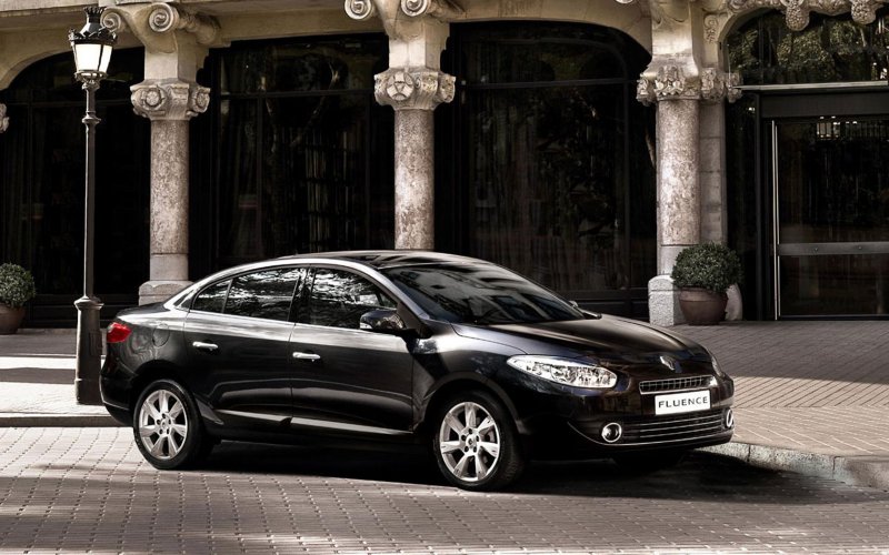 Рено Флюенс 2013 черный