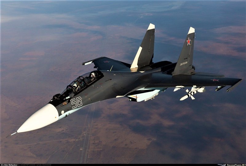 Истребитель Су-30см