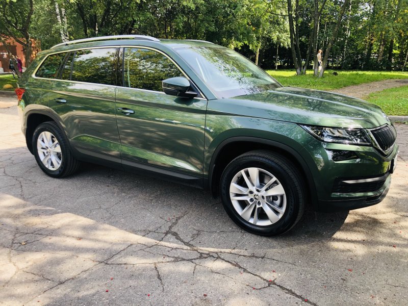 Skoda Kodiaq зеленый Emerald
