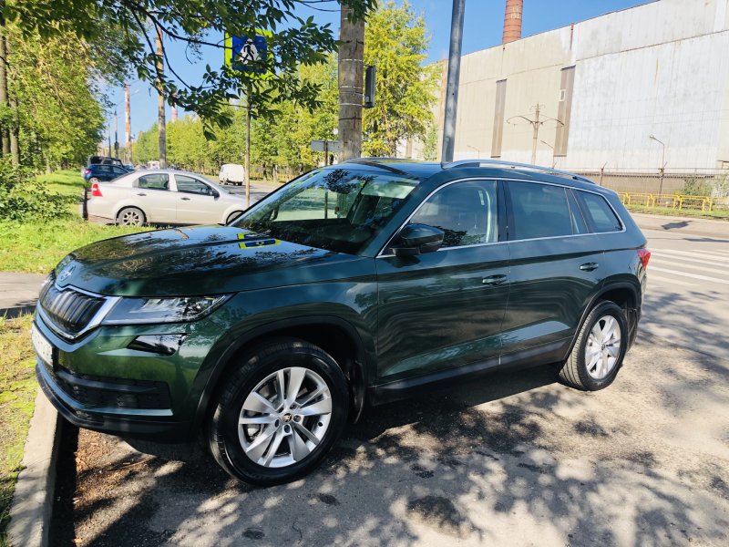 Skoda Kodiaq зеленый