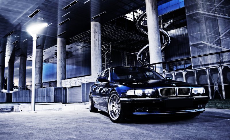 BMW 740 e38 бумер