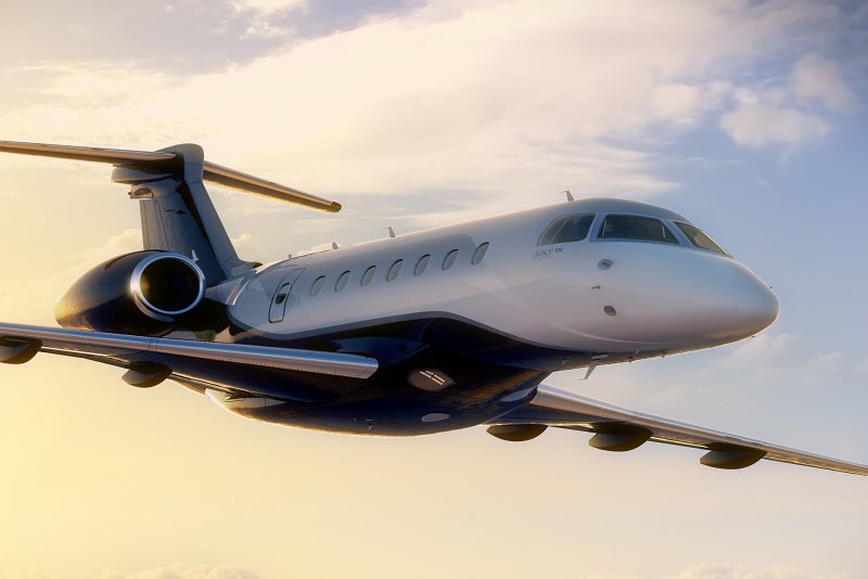 Самолет Legacy 500