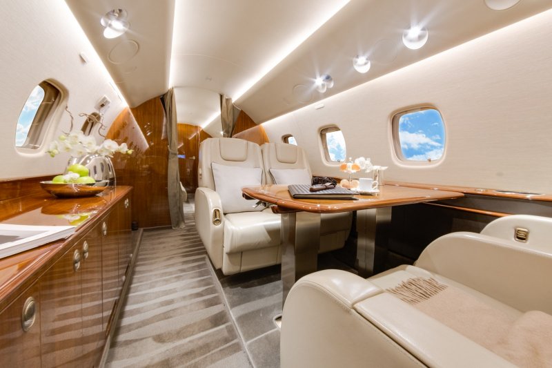 Embraer Legacy 650