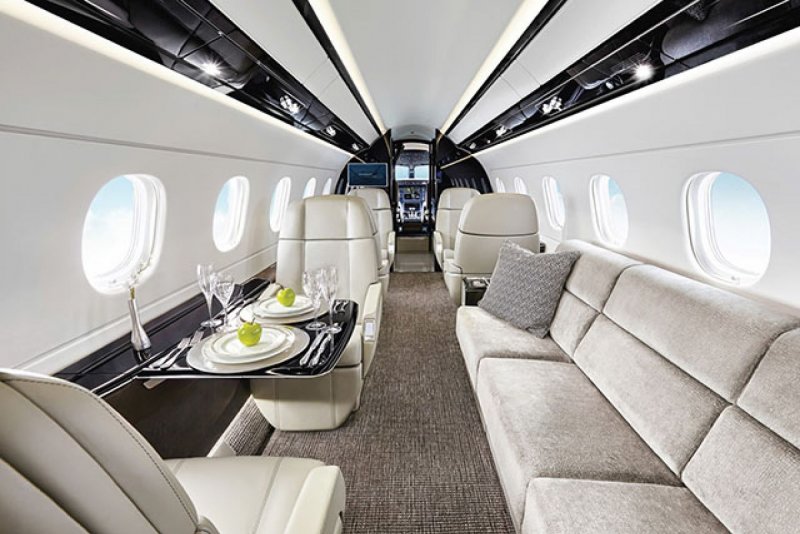 Embraer Legacy 650 Interior