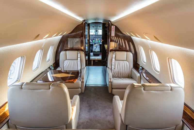 Legacy 600 самолет