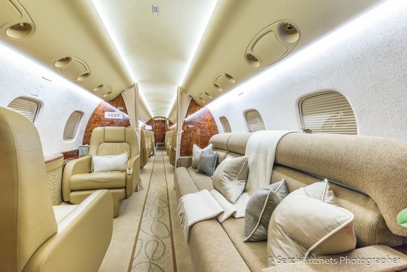 Самолет Embraer Legacy 600