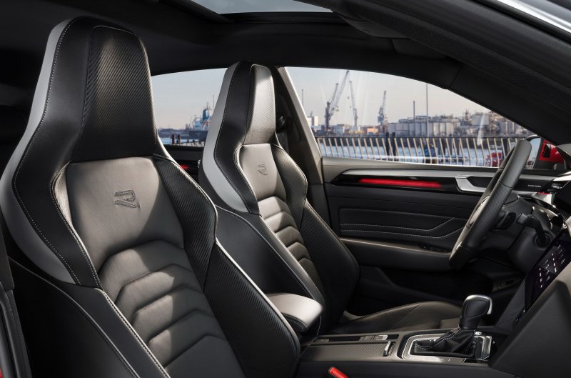 Volkswagen Arteon 2021 салон