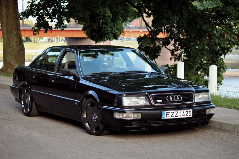 Ауди 200 v8