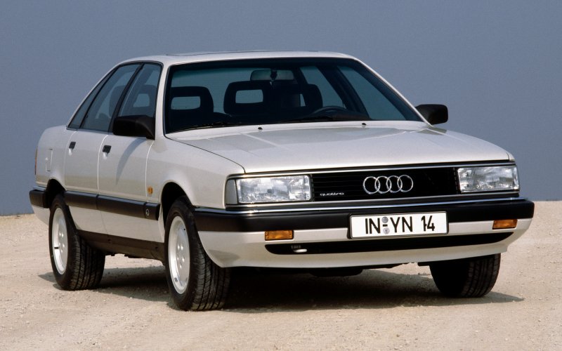 Audi 200 II (c3)