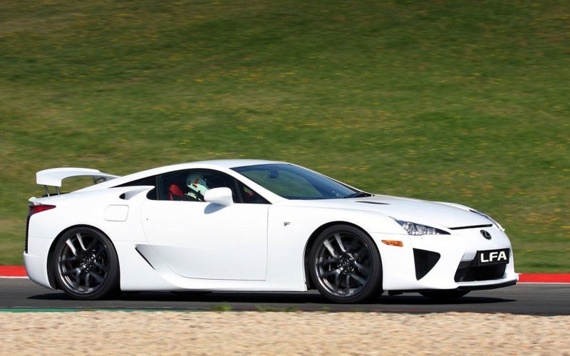Lexus LFA 777