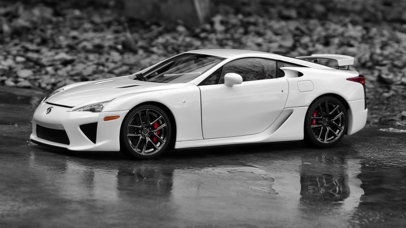 Спортивные машины Lexus LFA