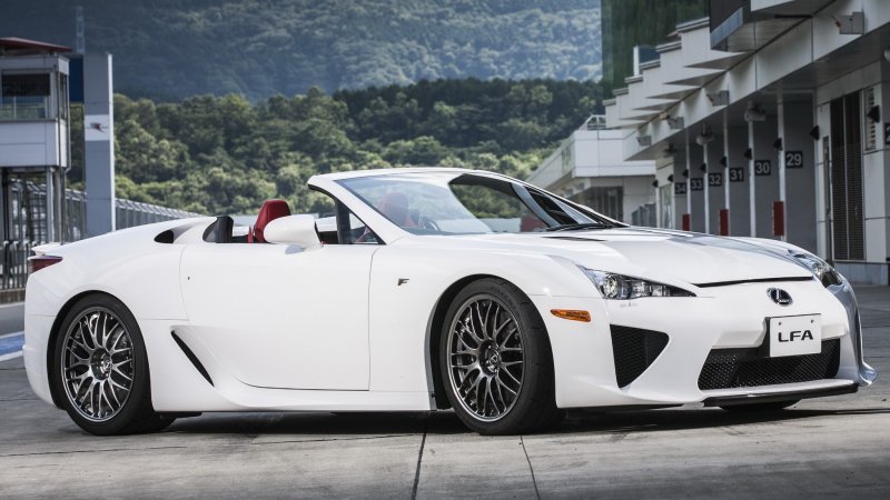 Lexus LFA