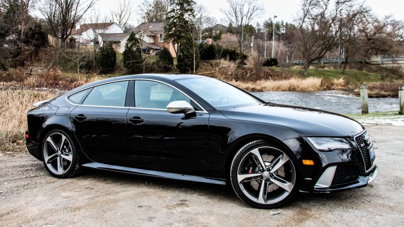 Ауди rs7 2012