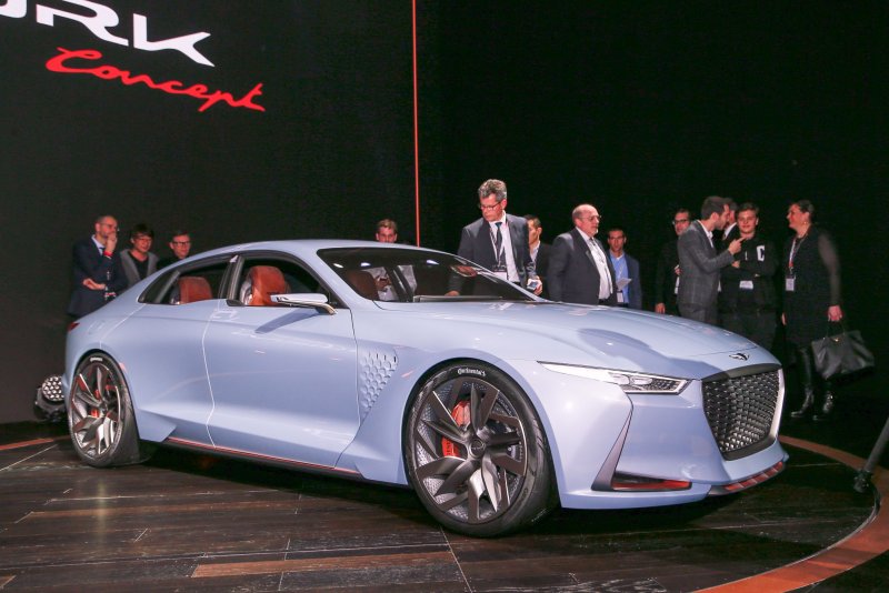 Genesis g90 2016